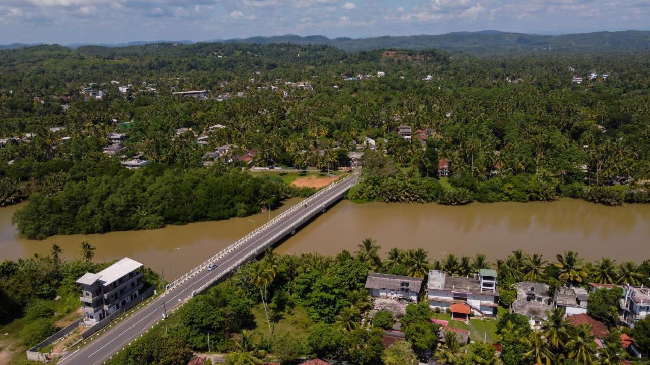 Luvi Lucas River Side Weligama Luaran gambar