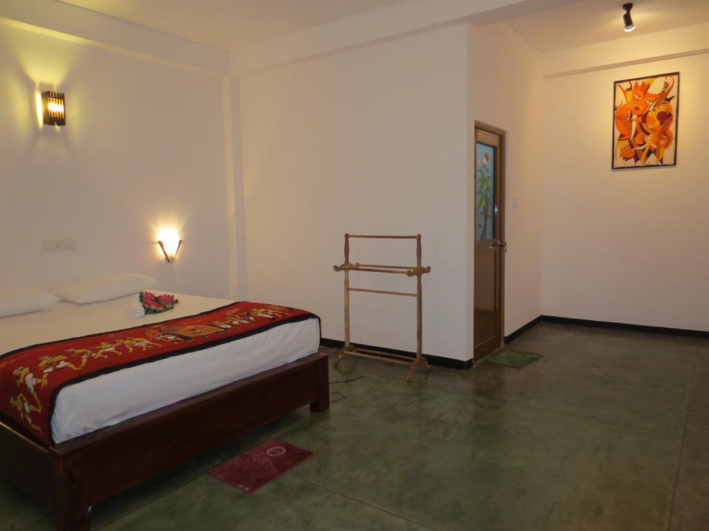 Luvi Lucas River Side Weligama Bilik gambar